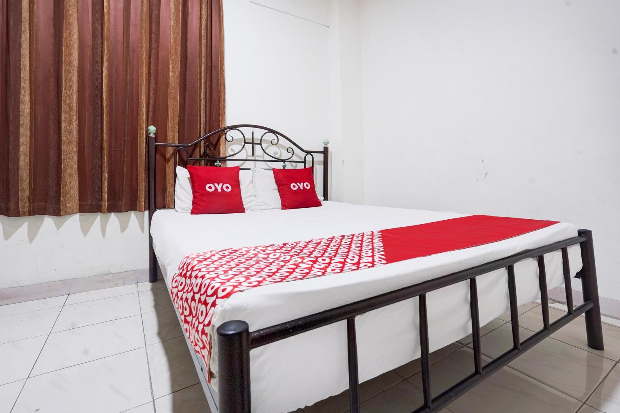 נקסר Hotel O Rappocini Near Rsia Paramount מראה חיצוני תמונה