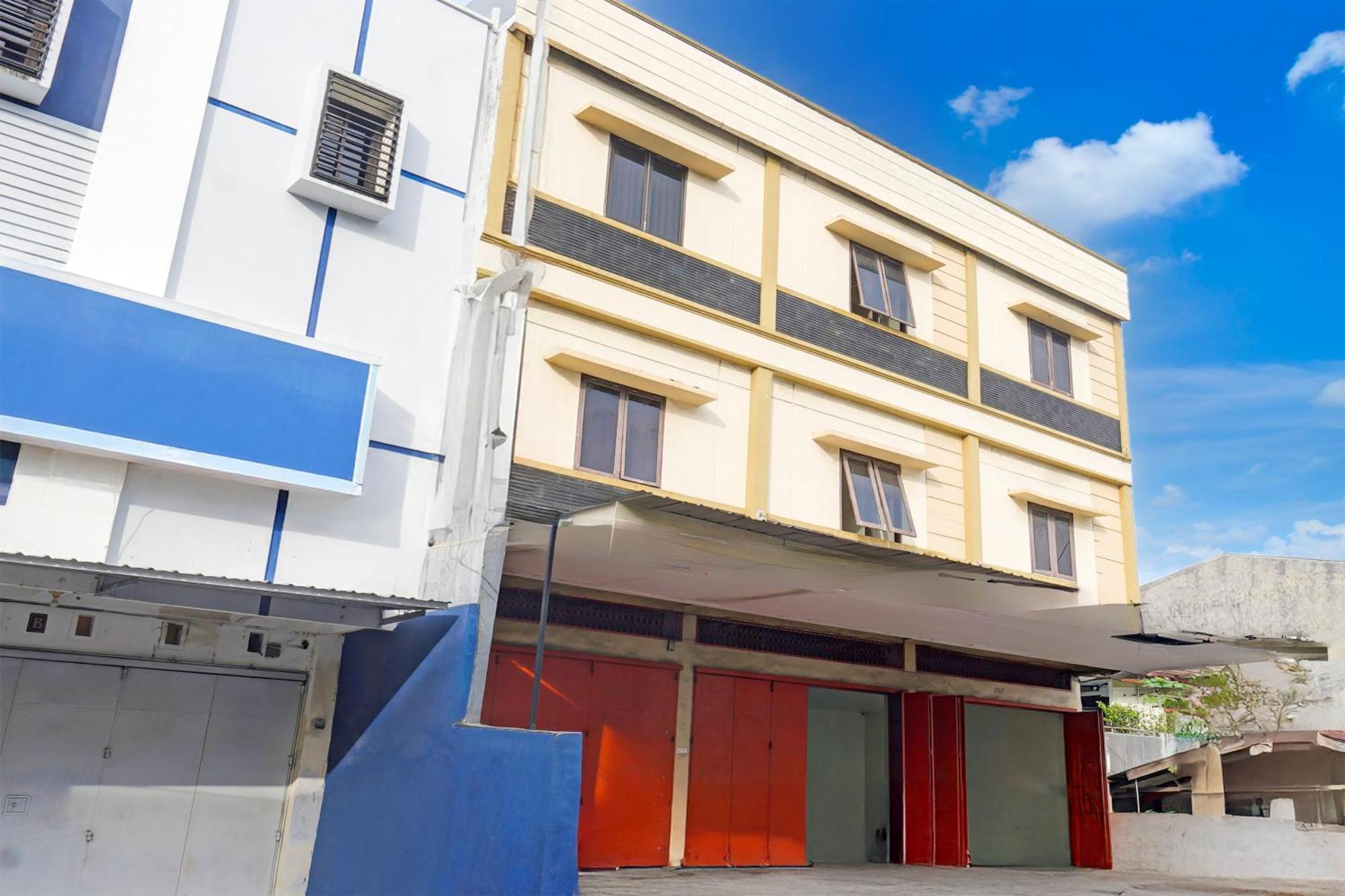 נקסר Hotel O Rappocini Near Rsia Paramount מראה חיצוני תמונה